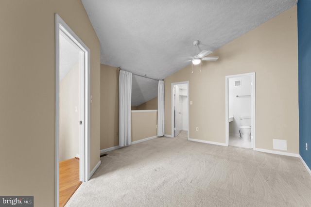 10131 OAKTON TERRACE RD, Oakton, VA 22124
