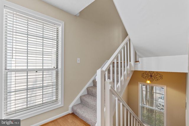 10131 OAKTON TERRACE RD, Oakton, VA 22124