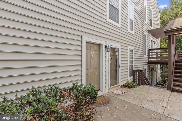 10131 OAKTON TERRACE RD, Oakton, VA 22124