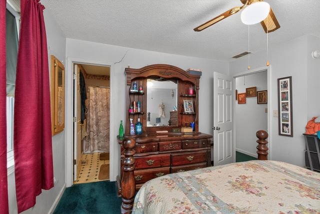 1020 S Dogwood Drive, Berea, KY 40403