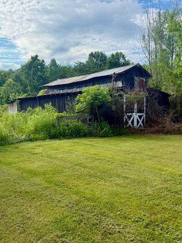 1020 S Dogwood Drive, Berea, KY 40403