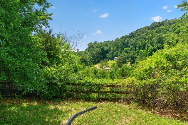 1020 S Dogwood Drive, Berea, KY 40403