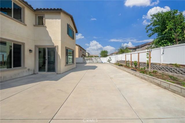 11083 Coral Drive, Jurupa Valley, CA 91752