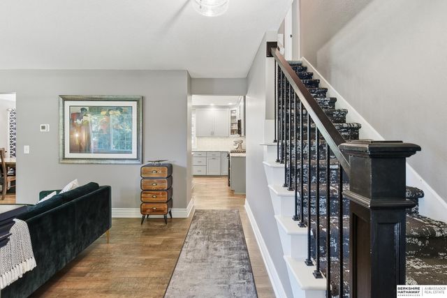 8106 Manderson Street, Omaha, NE 68134