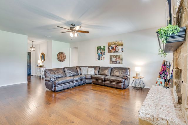 7809 Emersyn Drive, Rio Vista, TX 76093