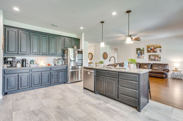 7809 Emersyn Drive, Rio Vista, TX 76093