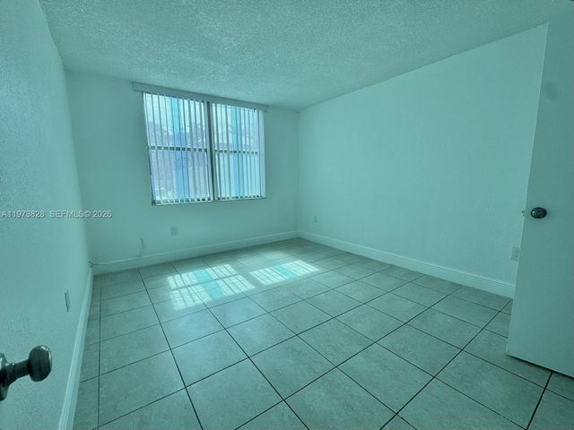 1800 Sans Souci Blvd 127, North Miami, FL 33181