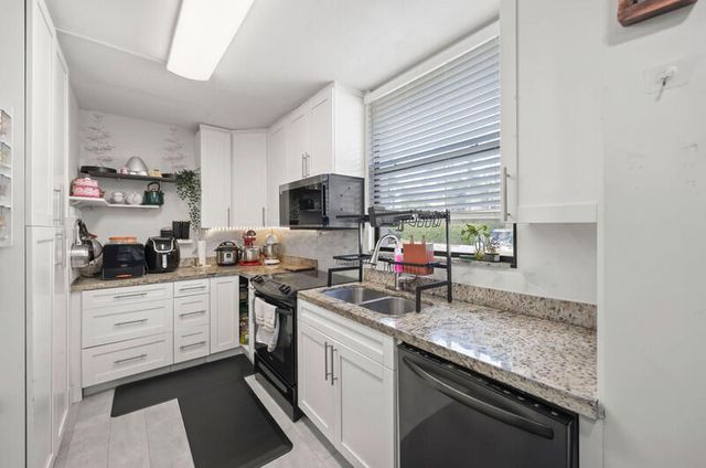 8421 Forest Hills Drive 104, Coral Springs, FL 33065