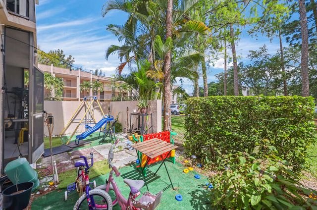 8421 Forest Hills Drive 104, Coral Springs, FL 33065