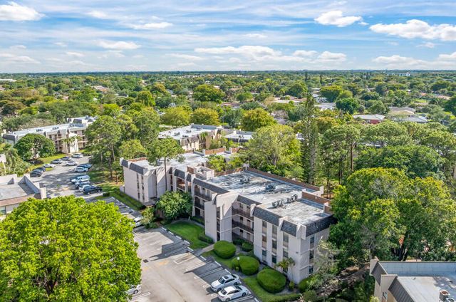 8421 Forest Hills Drive 104, Coral Springs, FL 33065