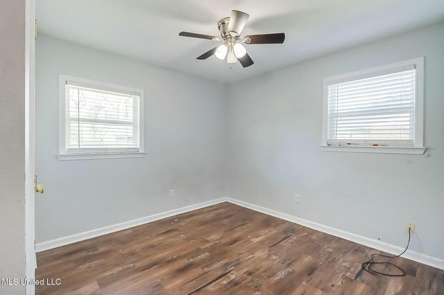 6608 Columbus Circle, Ocean Springs, MS 39564