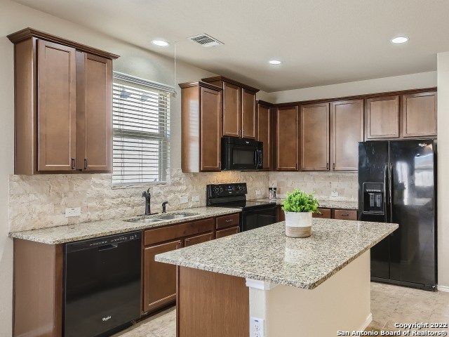 2511 JUST MY STYLE, San Antonio, TX 78245