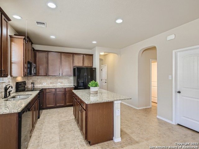 2511 JUST MY STYLE, San Antonio, TX 78245
