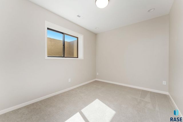 2516 E Chestnut Trl Trail, Brandon, SD 57005