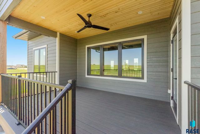 2516 E Chestnut Trl Trail, Brandon, SD 57005