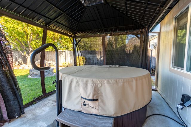 3344 Nathan Drive, Anderson, CA 96007