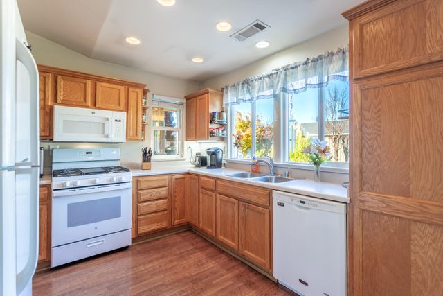 3344 Nathan Drive, Anderson, CA 96007