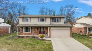 1711 Crestline Drive, Troy, MI 48083