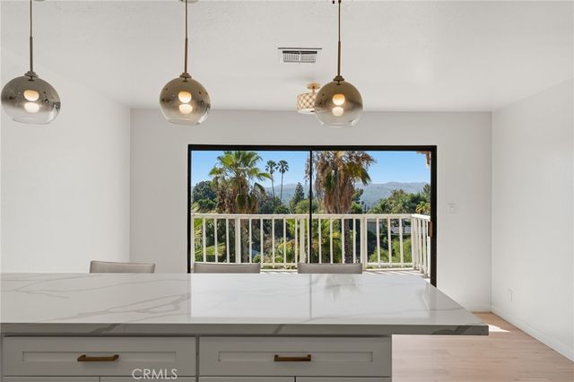 22497 Venido Road, Woodland Hills, CA 91364