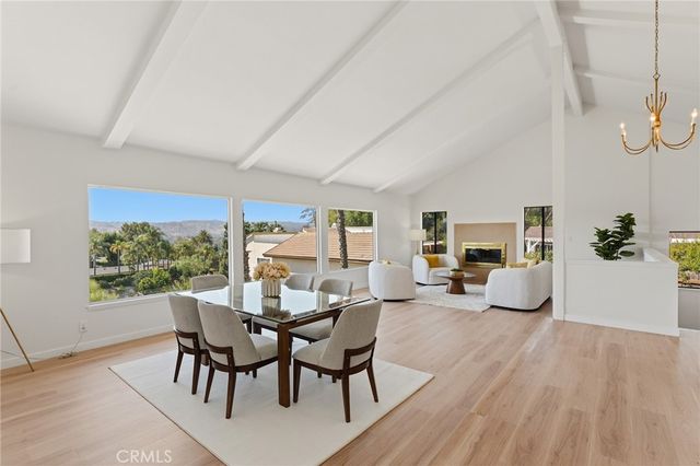 22497 Venido Road, Woodland Hills, CA 91364