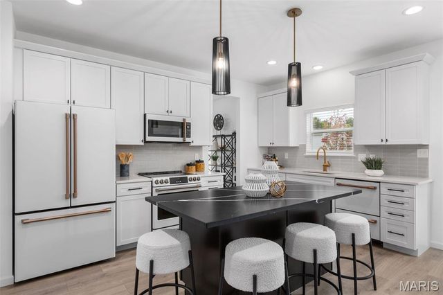 2 Berwick at Deer Meadows, Sullivan, MO 63084