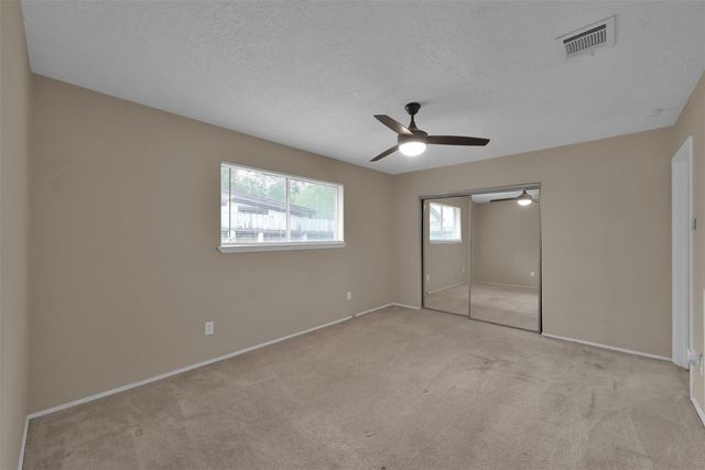 16858 Gleneagle Drive N, Conroe, TX 77385