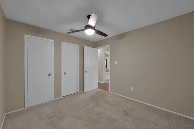 16858 Gleneagle Drive N, Conroe, TX 77385