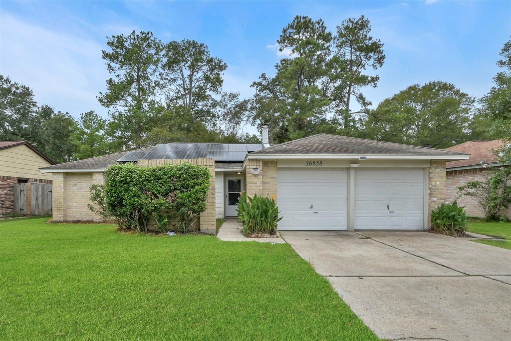 16858 Gleneagle Drive N, Conroe, TX 77385
