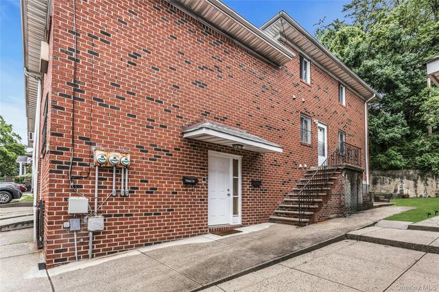 69-23 Little Neck Parkway, Glen Oaks, NY 11004