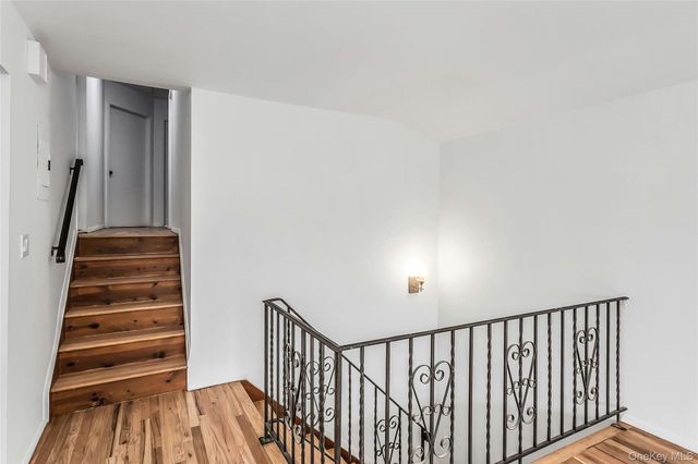 69-23 Little Neck Parkway, Glen Oaks, NY 11004