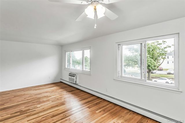 69-23 Little Neck Parkway, Glen Oaks, NY 11004