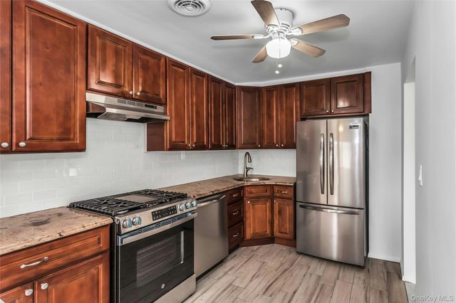 69-23 Little Neck Parkway, Glen Oaks, NY 11004