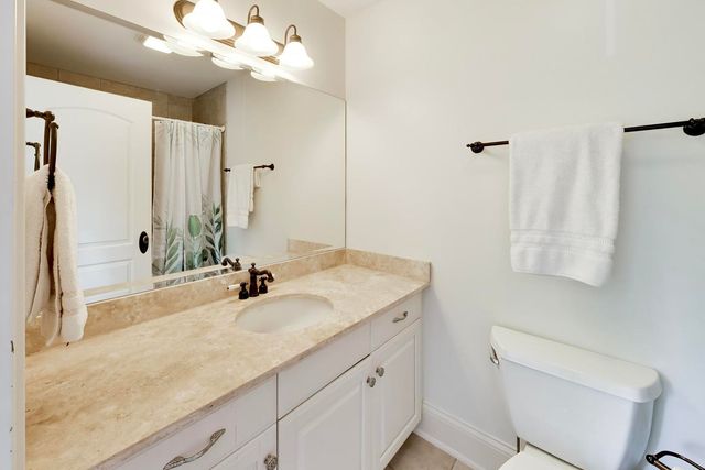 345 Madison Avenue, Glencoe, IL 60022