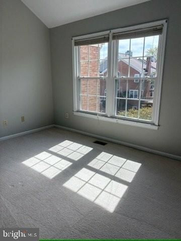5142 WOODFORD DR, Centreville, VA 20120