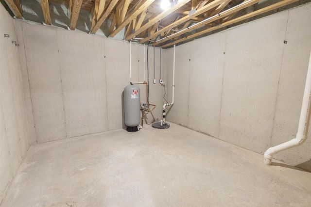 3719 EVELYN ROSE LANE, Suamico, WI 54313