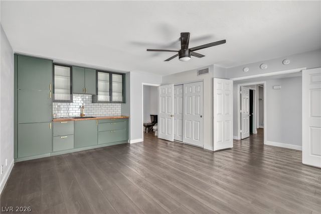 2508 Laconia Avenue, Las Vegas, NV 89121