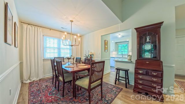 2425 Turnberry Lane, Charlotte, NC 28210