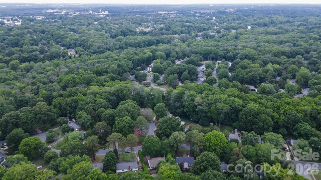 2425 Turnberry Lane, Charlotte, NC 28210