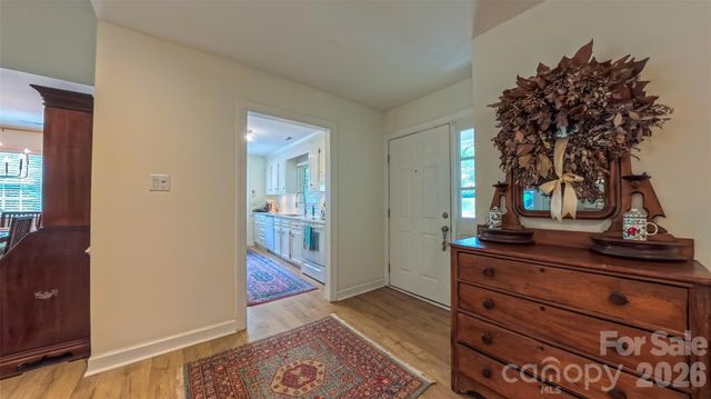 2425 Turnberry Lane, Charlotte, NC 28210