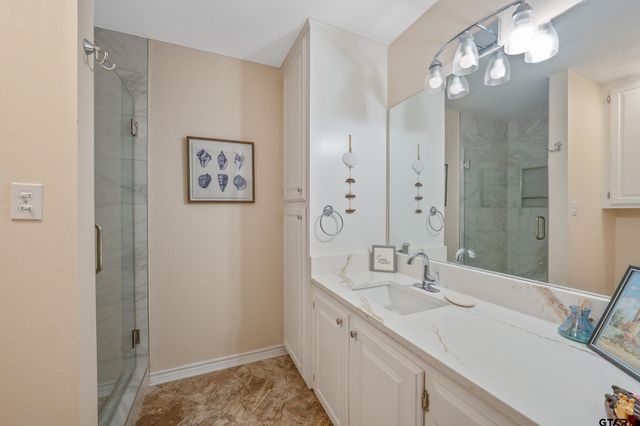 1508 O'Keefe Rd, Jacksonville, TX 75766