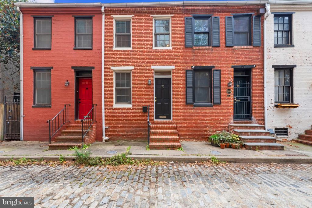 705 DOVER ST, Baltimore, MD 21230