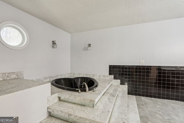 325 White Oak Place, Woodbine, GA 31569