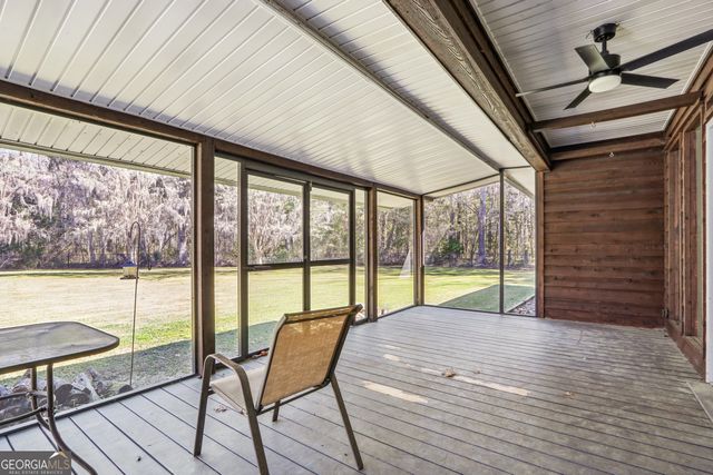 325 White Oak Place, Woodbine, GA 31569