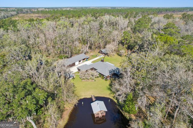 325 White Oak Place, Woodbine, GA 31569