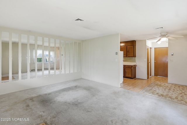 944F Aberdeen Drive, Lakewood, NJ 08701