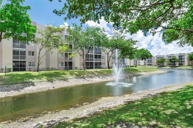 9580 Weldon Cir K106, Tamarac, FL 33321