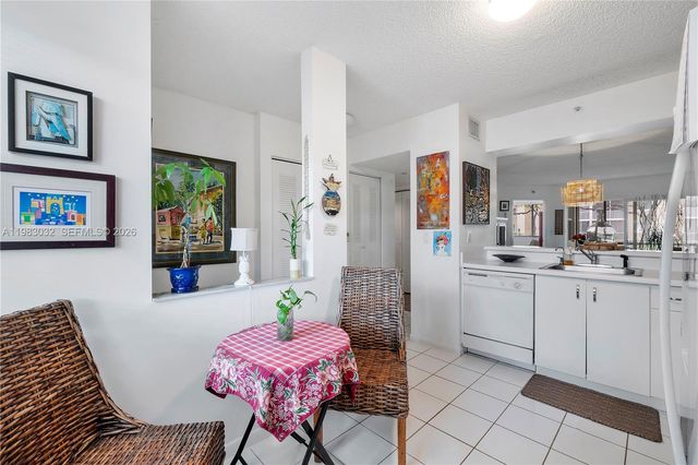 9580 Weldon Cir K106, Tamarac, FL 33321