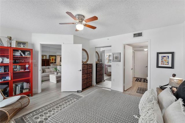 9580 Weldon Cir K106, Tamarac, FL 33321