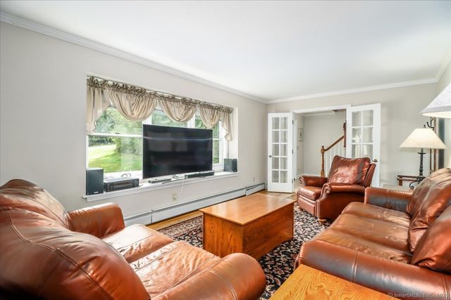 209 Stonegate Drive, Southbury, CT 06488