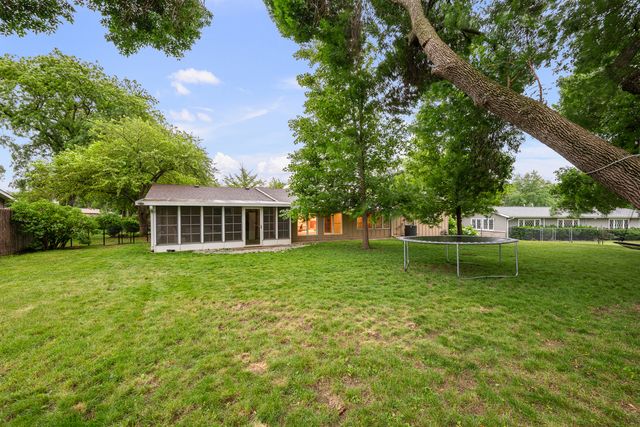 4326 El Rancho Drive, Davenport, IA 52806